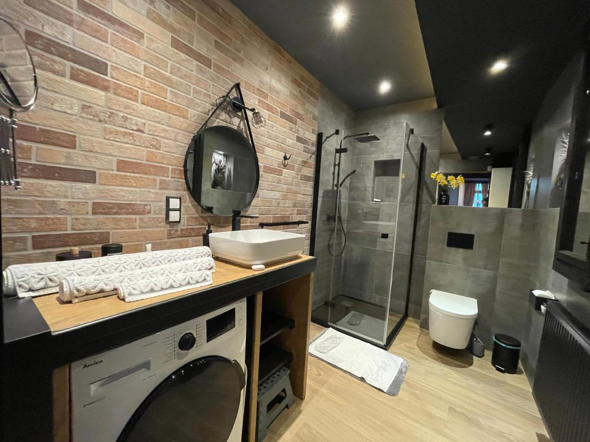 Apartament Podcienie Z Tarasem Bielsko-Biala Old Town Buitenkant foto